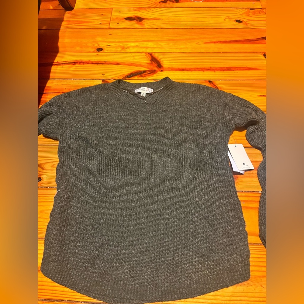 Pink Republic sweater. Size x-small. New with tags. Grey.